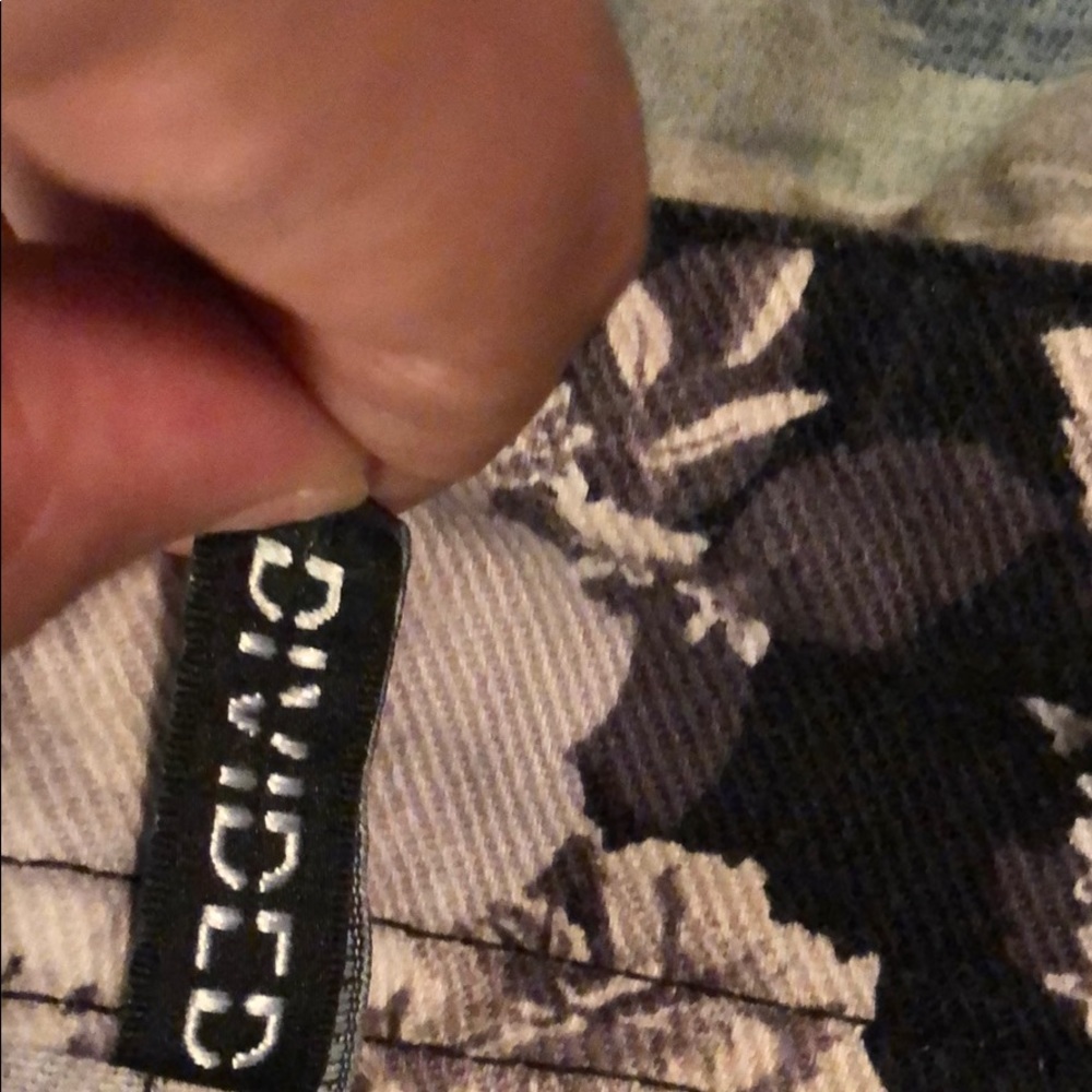 Skirt - Picture 3 of 4